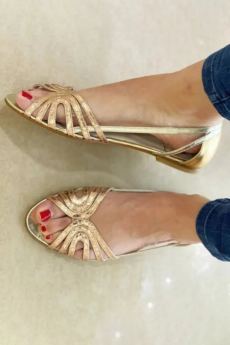 Silvana | Sandalias Metalizadas con Puntera Abierta y Recortes