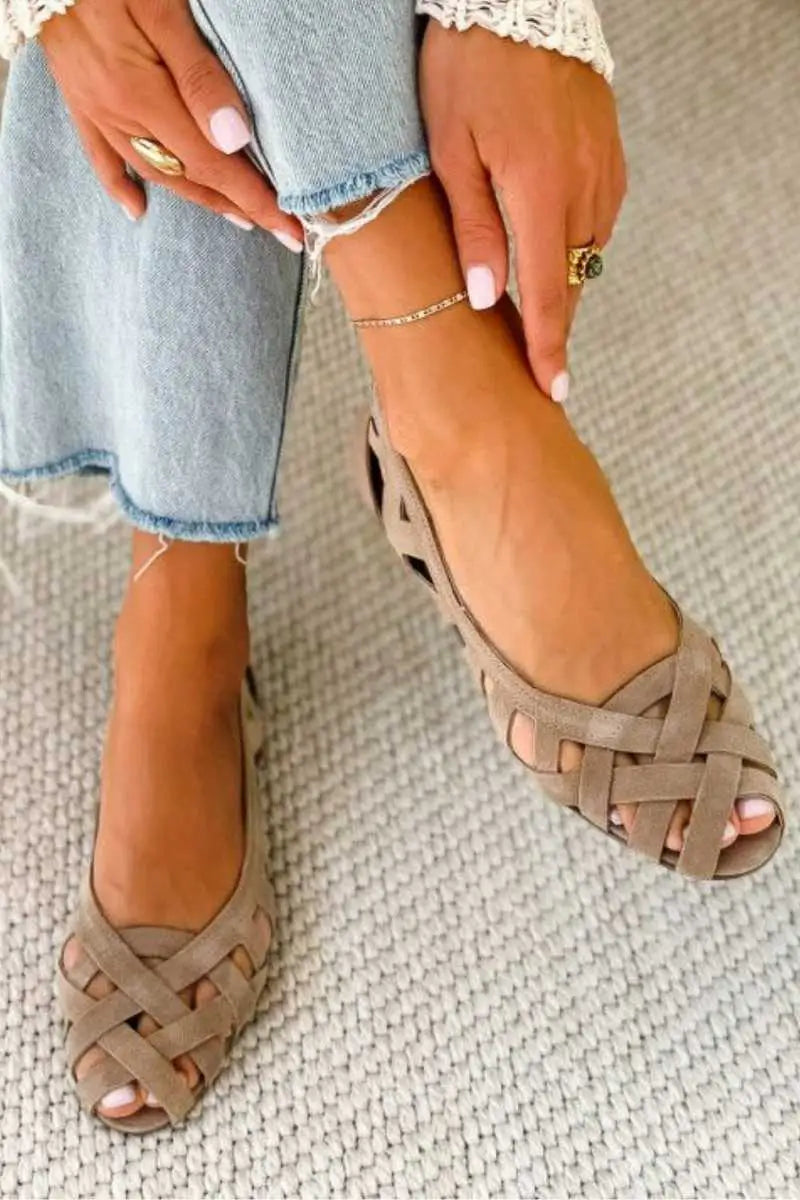 Ria | Sandalias Planas Casuales con Puntera Abierta y Tiras