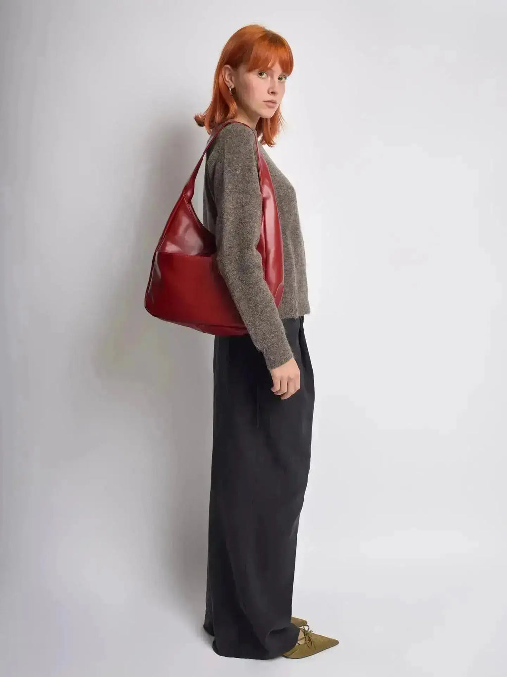 Noir Essence | Bolso Estructurado Negro Satinado