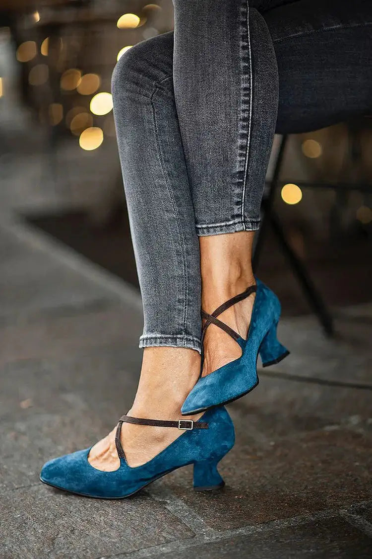 Hilaria | Tacones Azules con Correa