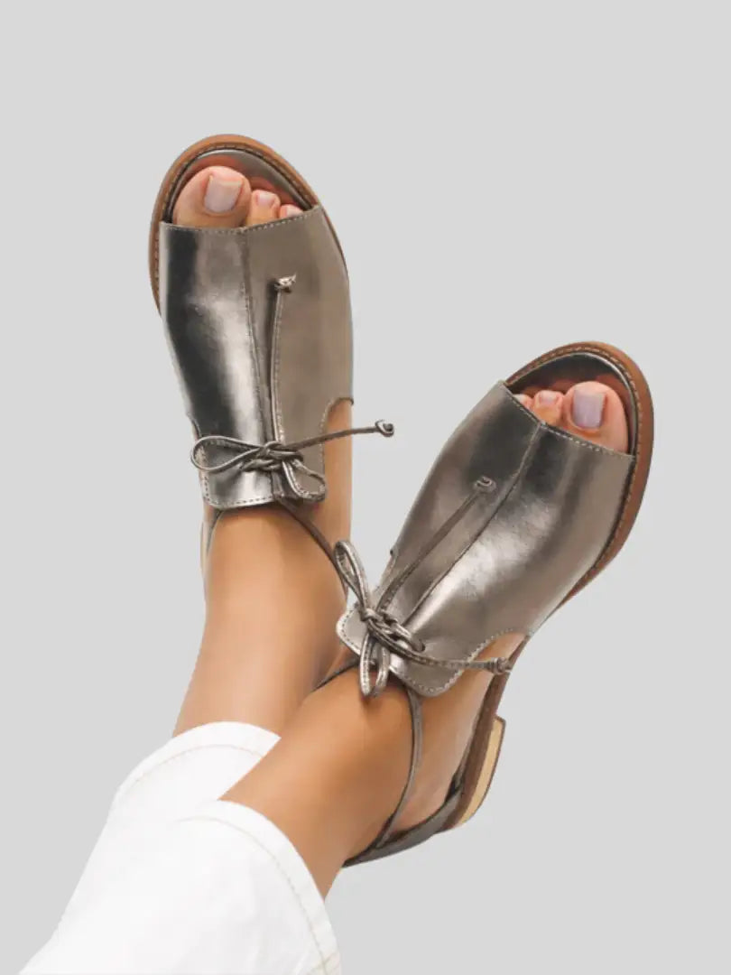 Lilliana | Sandalias de Piel con Tiras