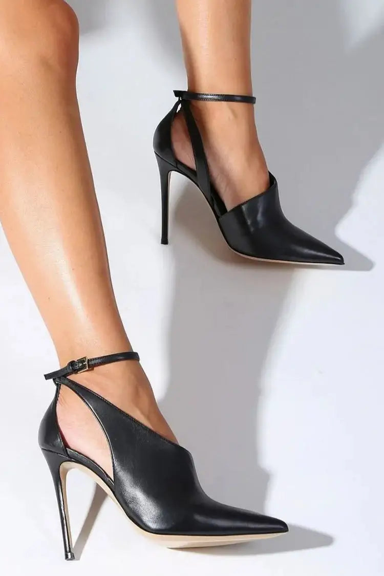 Iris | Tacones Negros con Hebilla