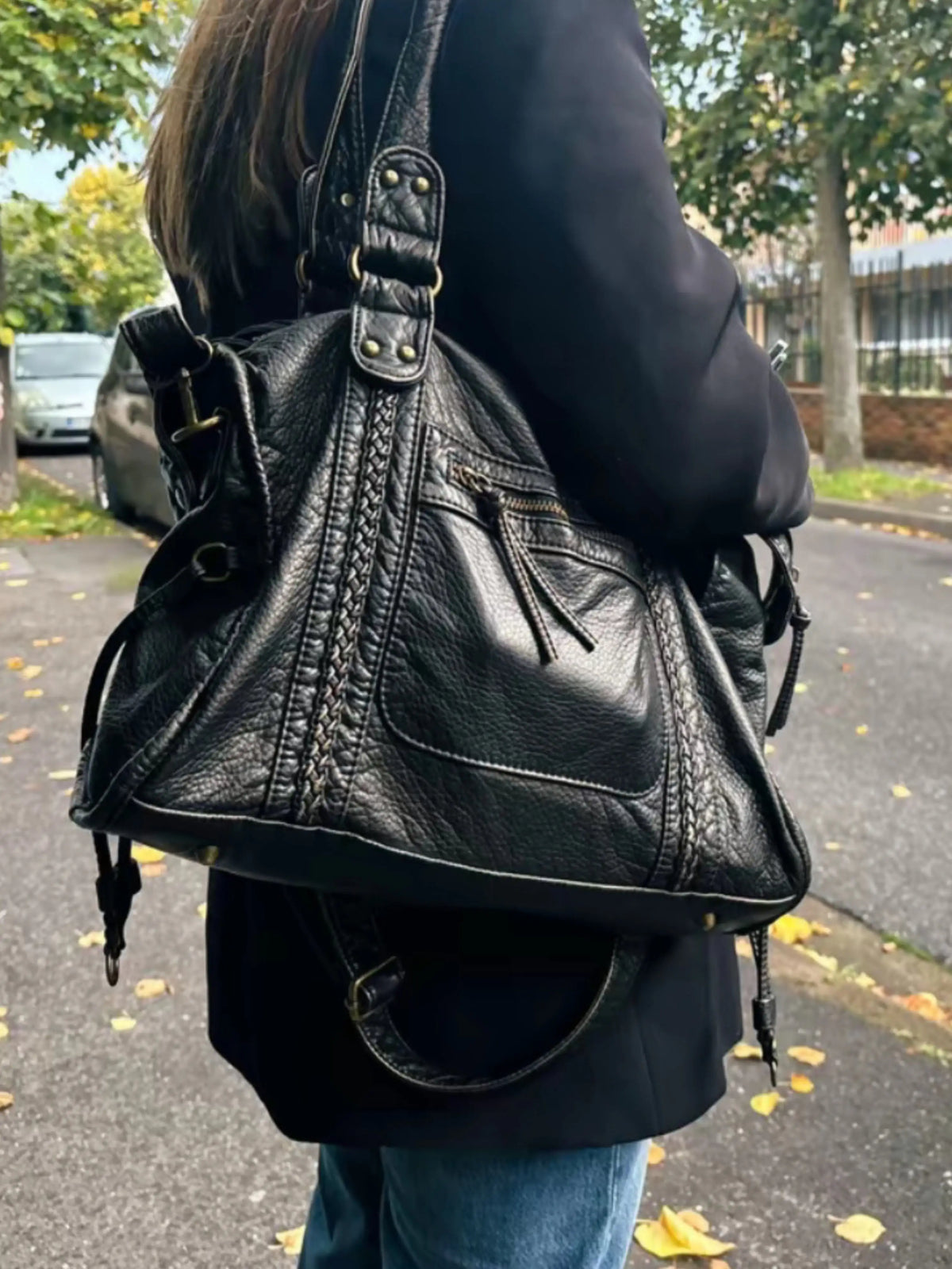 Marcella | Bolso de Mano Elegante y Funcional