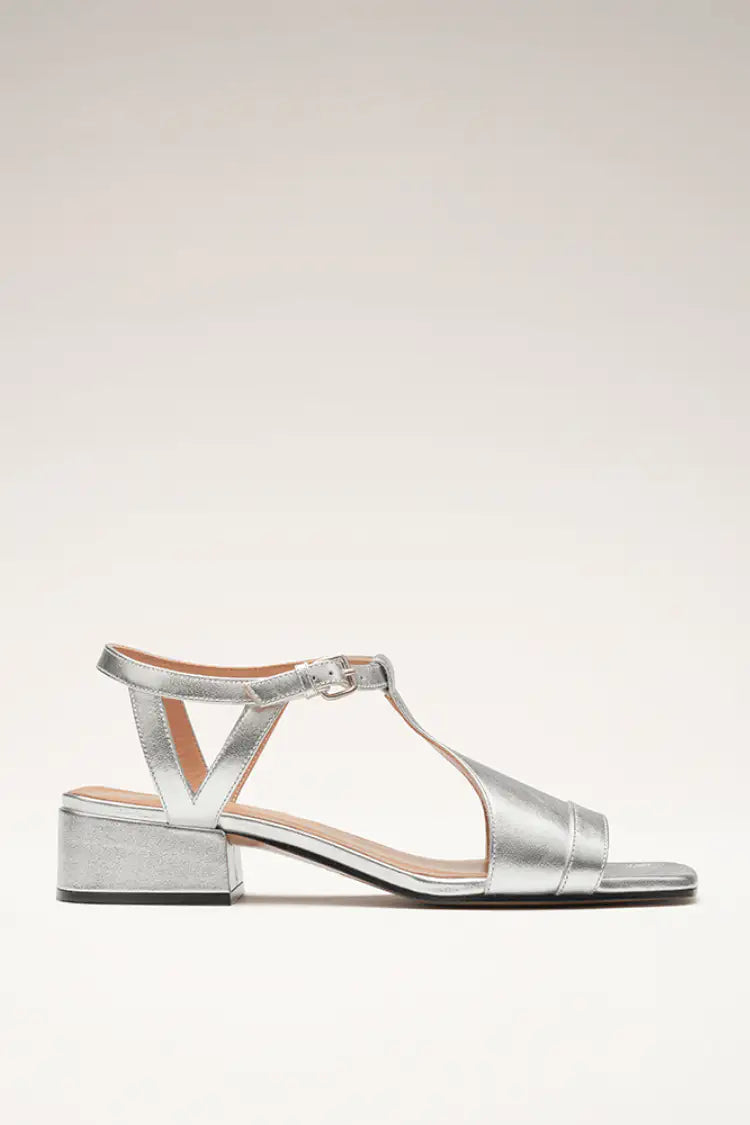 Tina | Sandalias con Tacón Bajo y Tiras Cruzadas Anchas