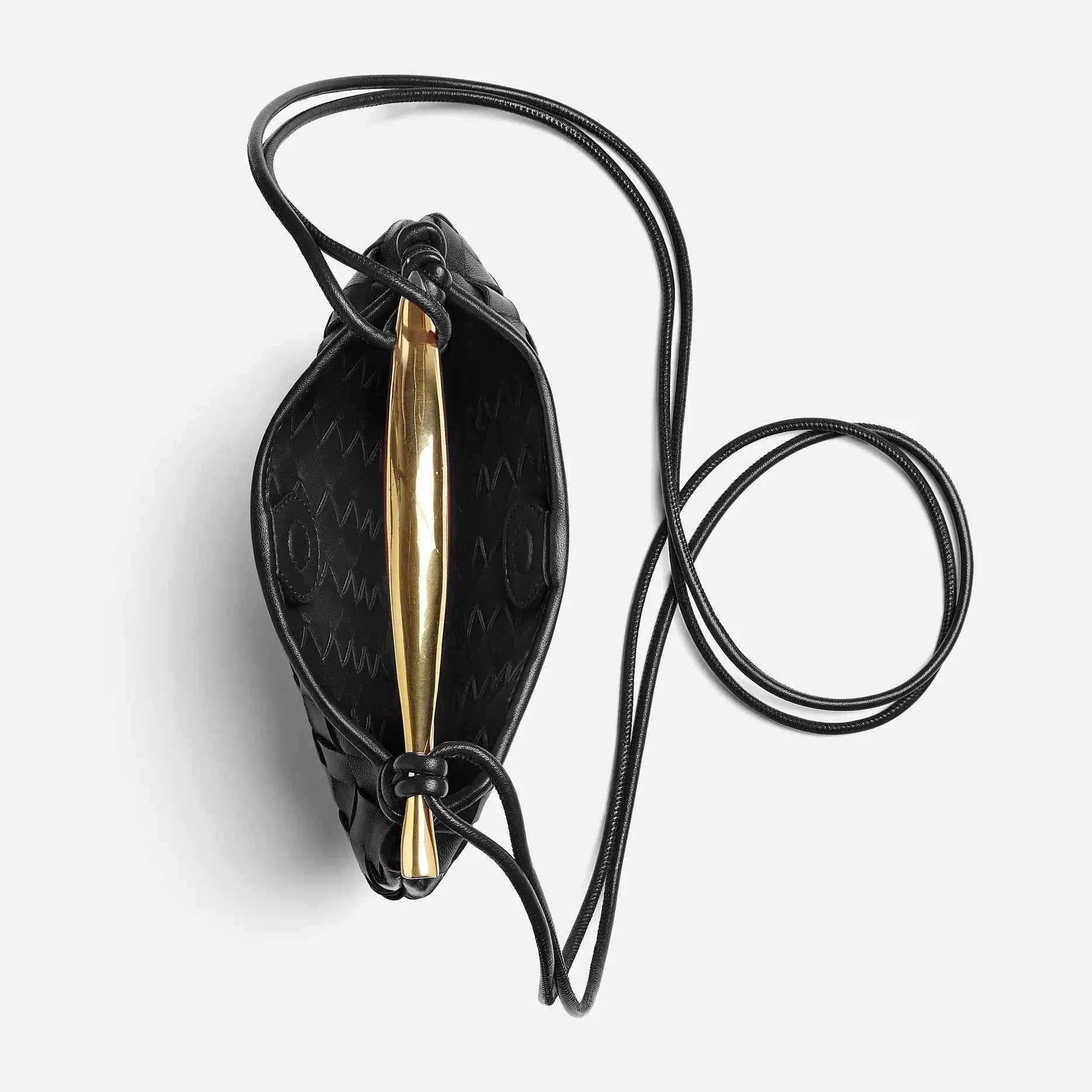 Cecilia | Bolso Hobo de Tejido Trenzado