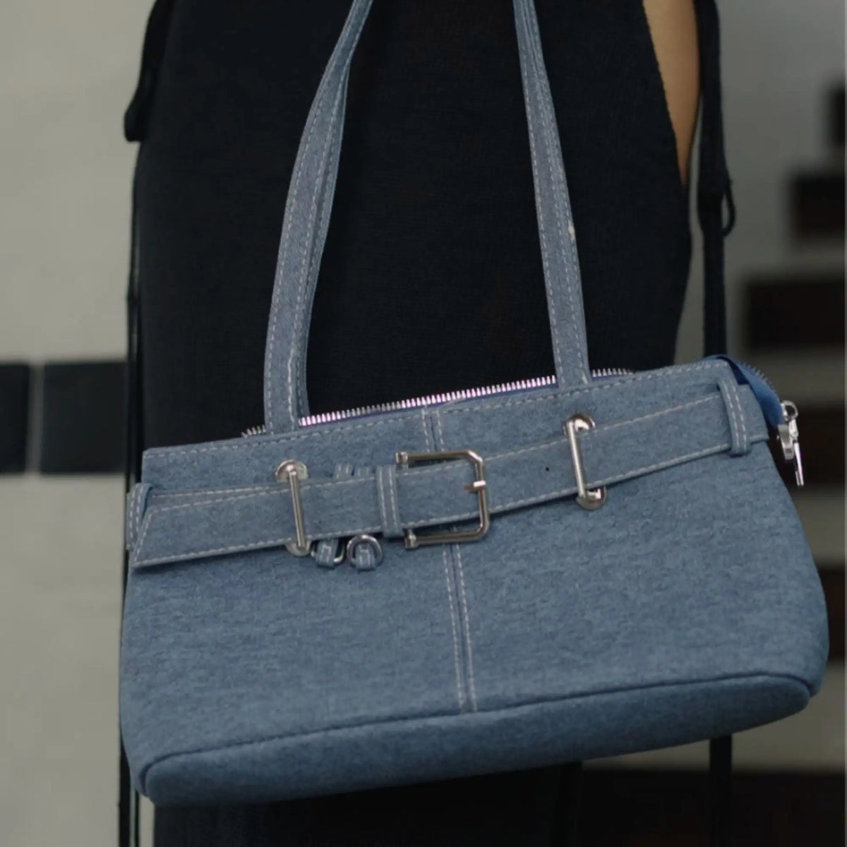 Noemi | Bolso de Mano Vaquero con Doble Asa