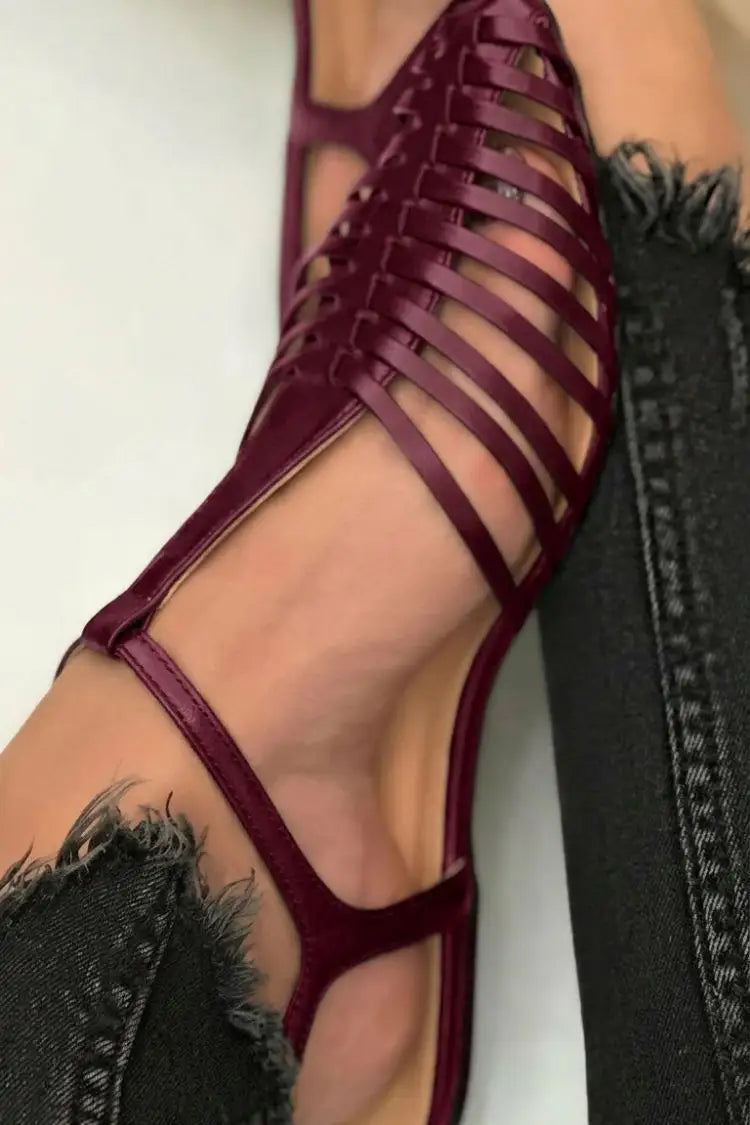 Emilia | Sandalias Negras con Correa