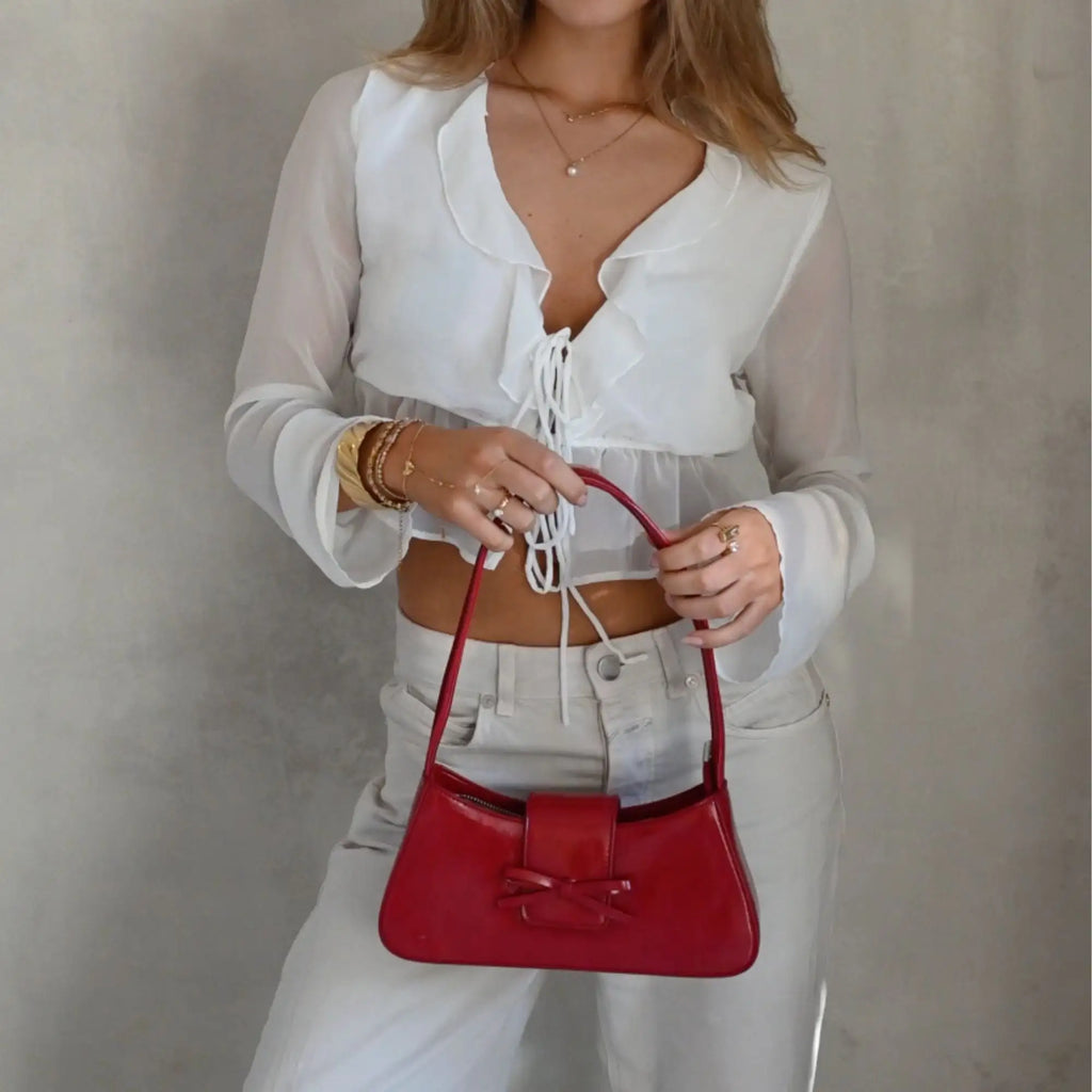 Cherie | Bolso de Mano Rojo con Detalle de Lazo