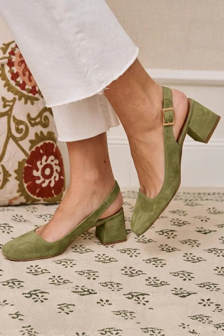 Marisol | Tacones Caqui con Hebilla