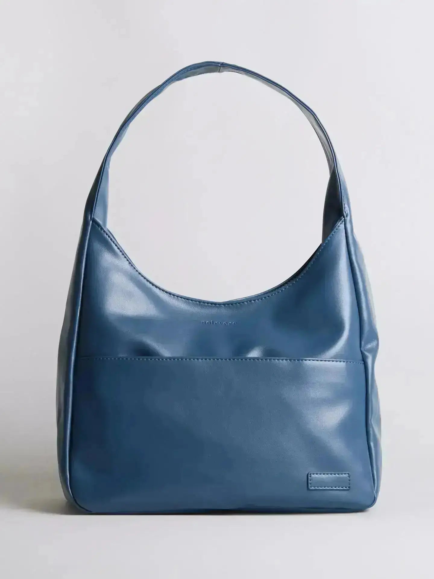 Noir Essence | Bolso Estructurado Negro Satinado