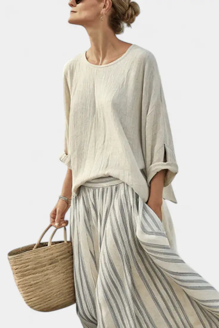 Aurora | Conjunto de Blusa y Falda Midi a Rayas