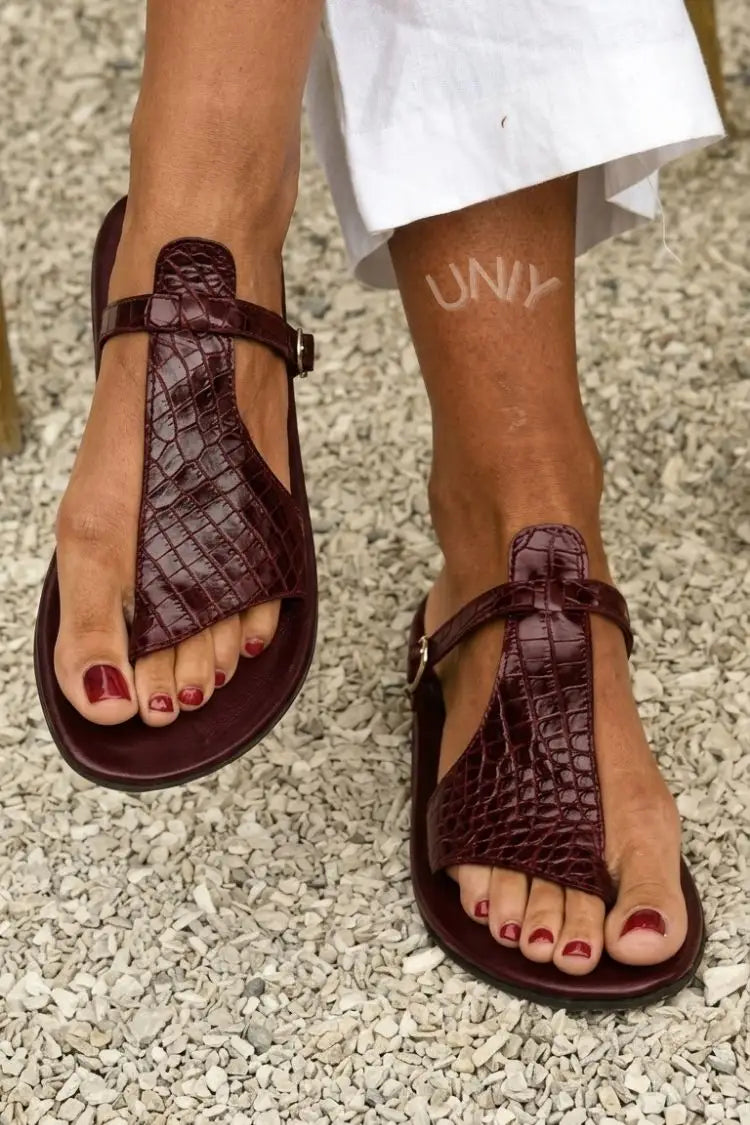 Pilar | Sandalias de Piel con Hebilla