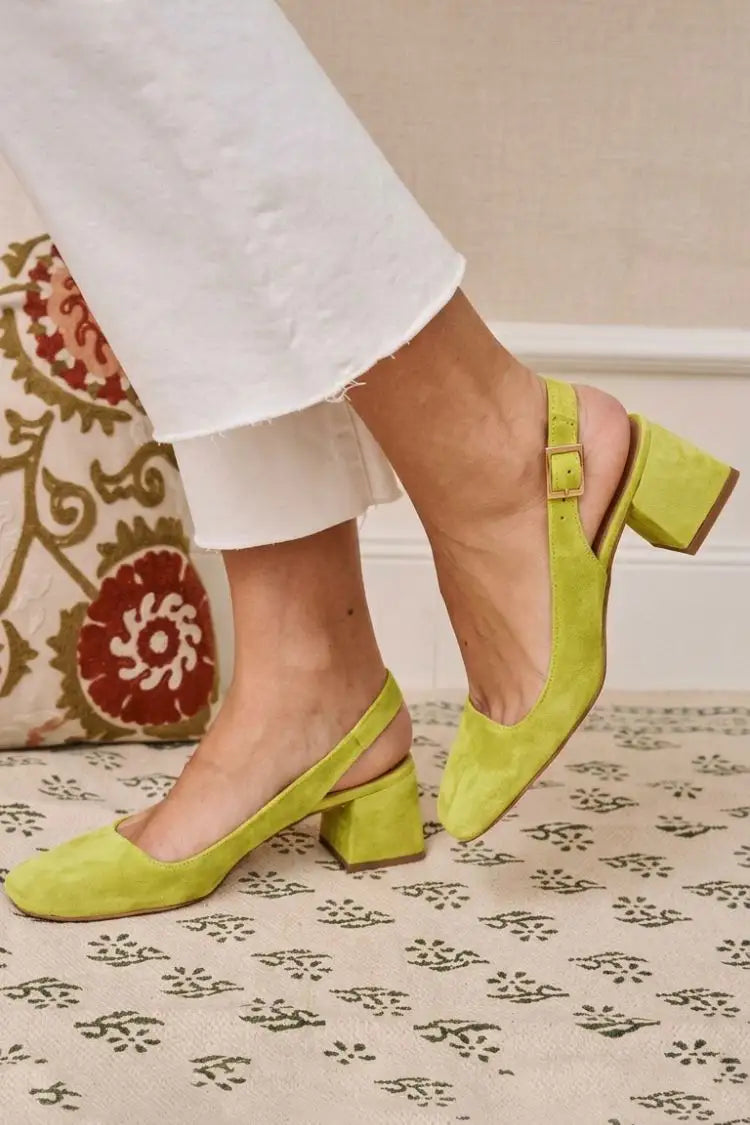 Marisol | Tacones Caqui con Hebilla