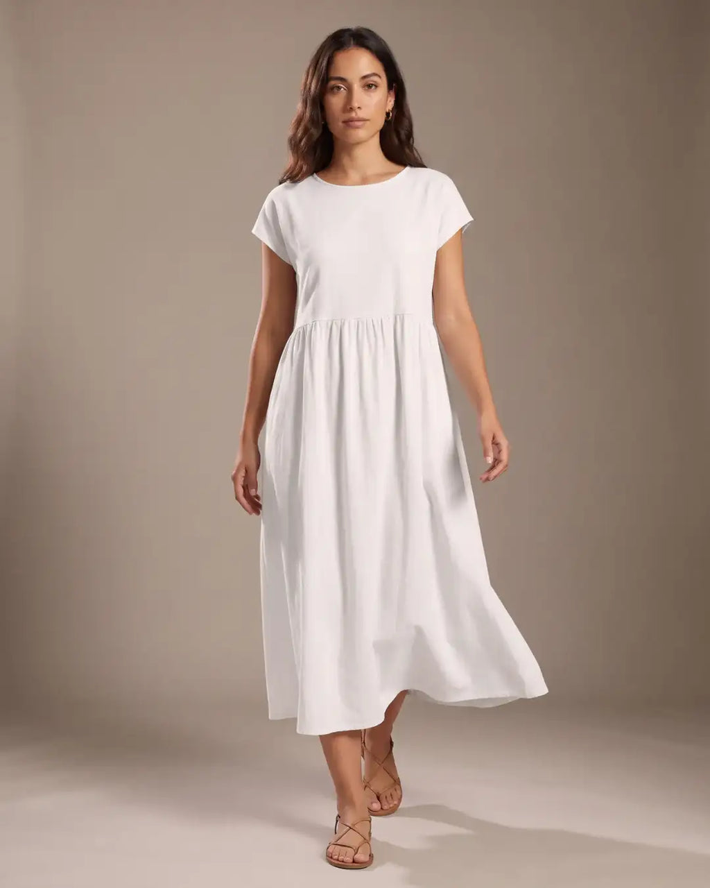 Sandra | Gabriela™ — Vestido Fluido para una Elegancia Atemporal