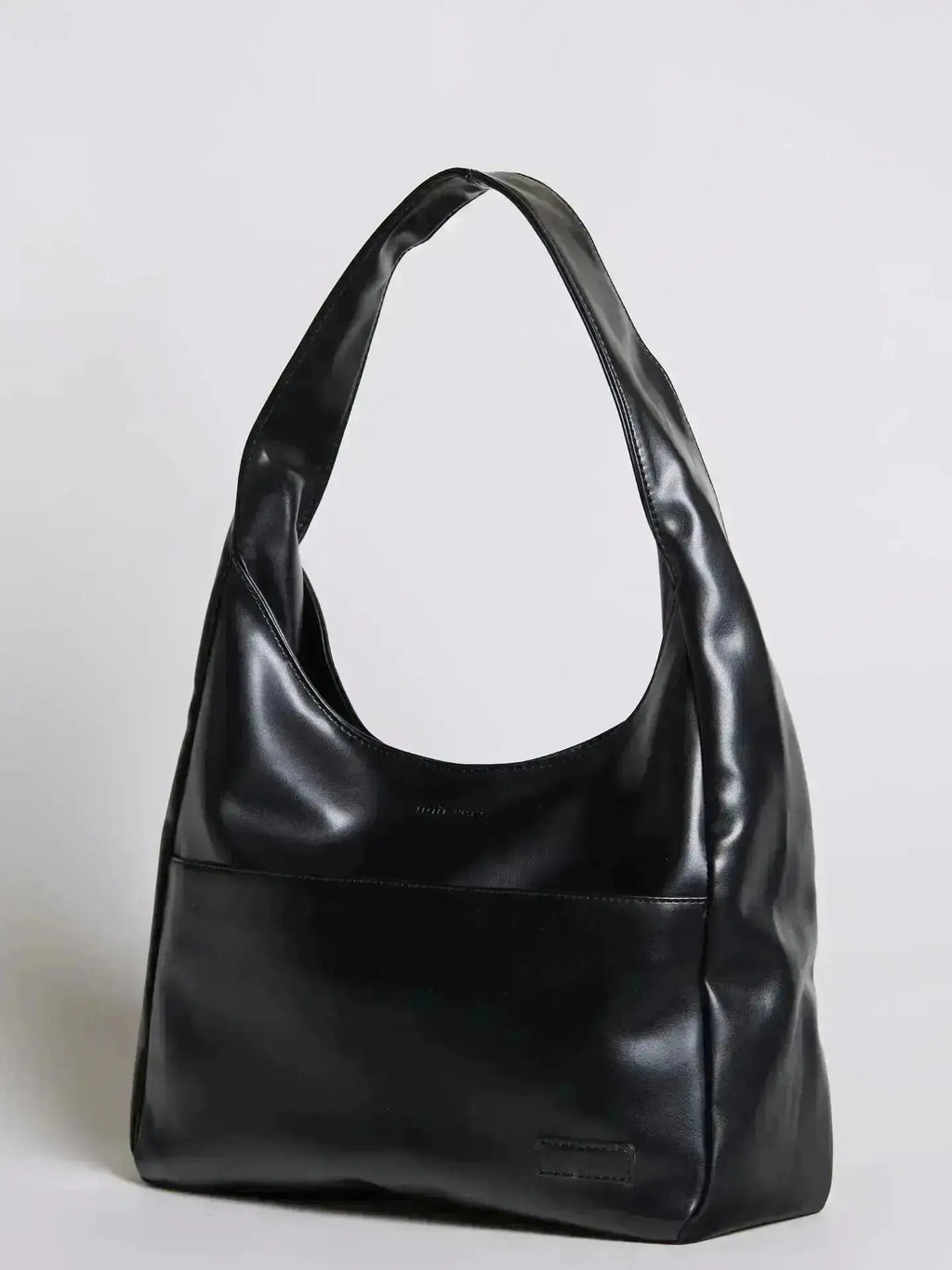 Noir Essence | Bolso Estructurado Negro Satinado
