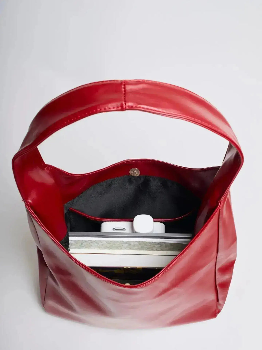 Noir Essence | Bolso Estructurado Negro Satinado