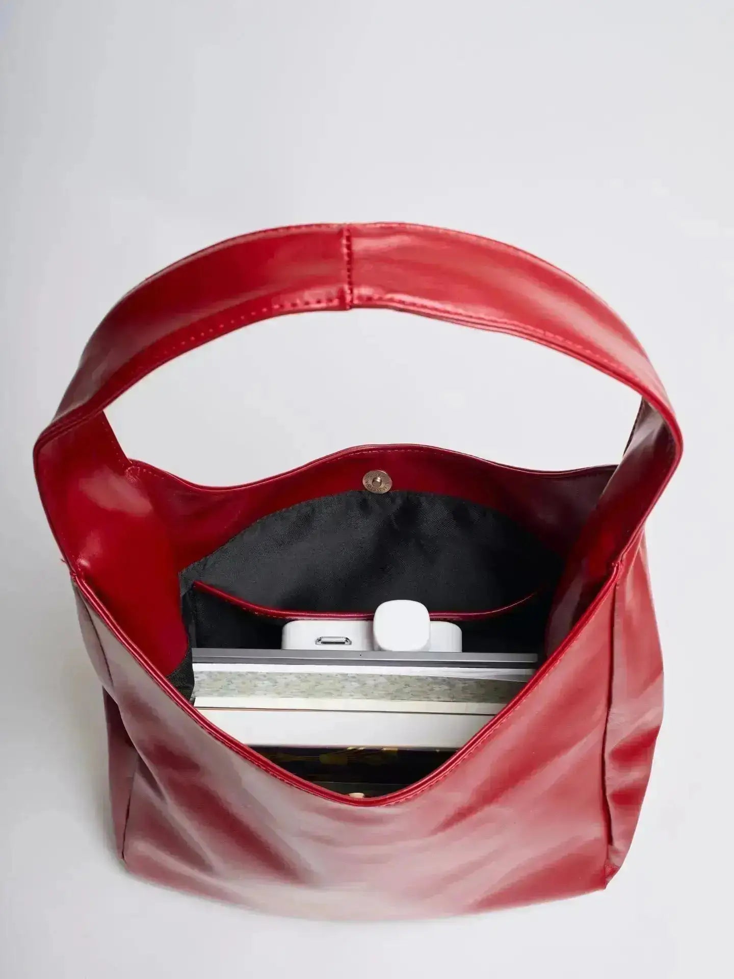 Noir Essence | Bolso Estructurado Negro Satinado