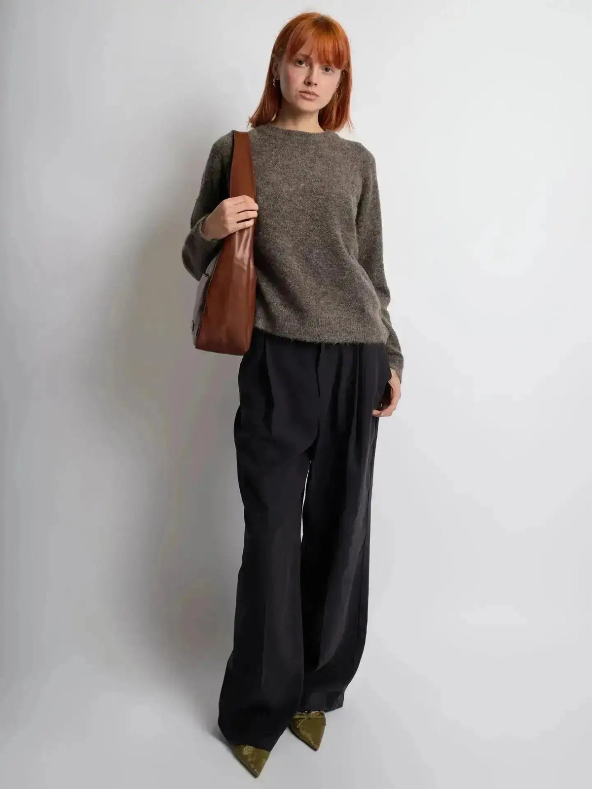 Noir Essence | Bolso Estructurado Negro Satinado