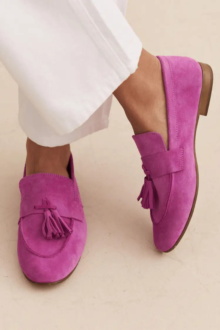 Yara | Mocasines Magenta de Ante con Borlas