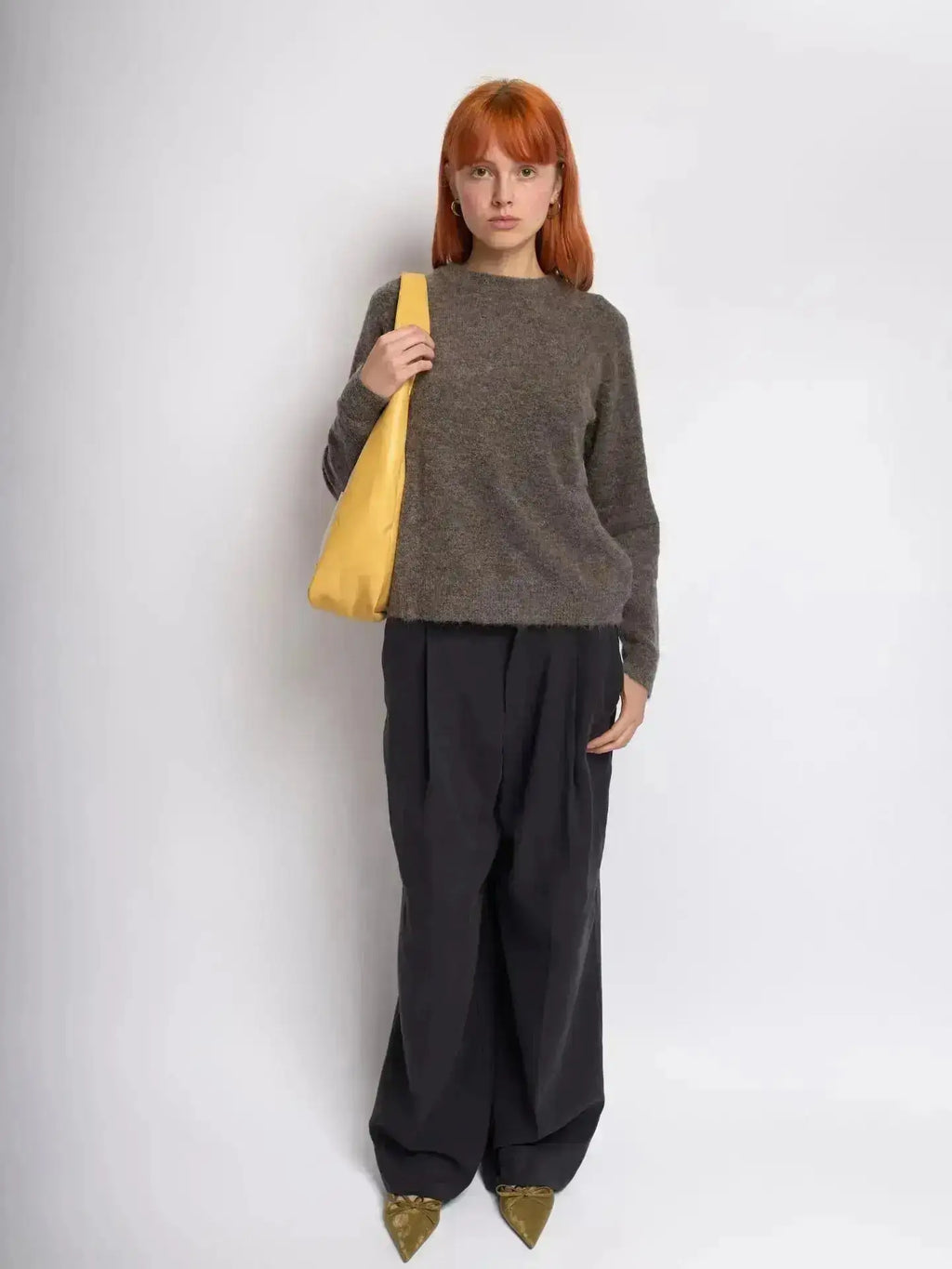 Noir Essence | Bolso Estructurado Negro Satinado