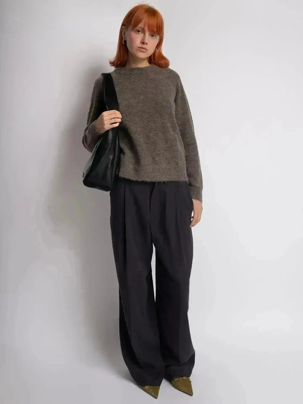 Noir Essence | Bolso Estructurado Negro Satinado
