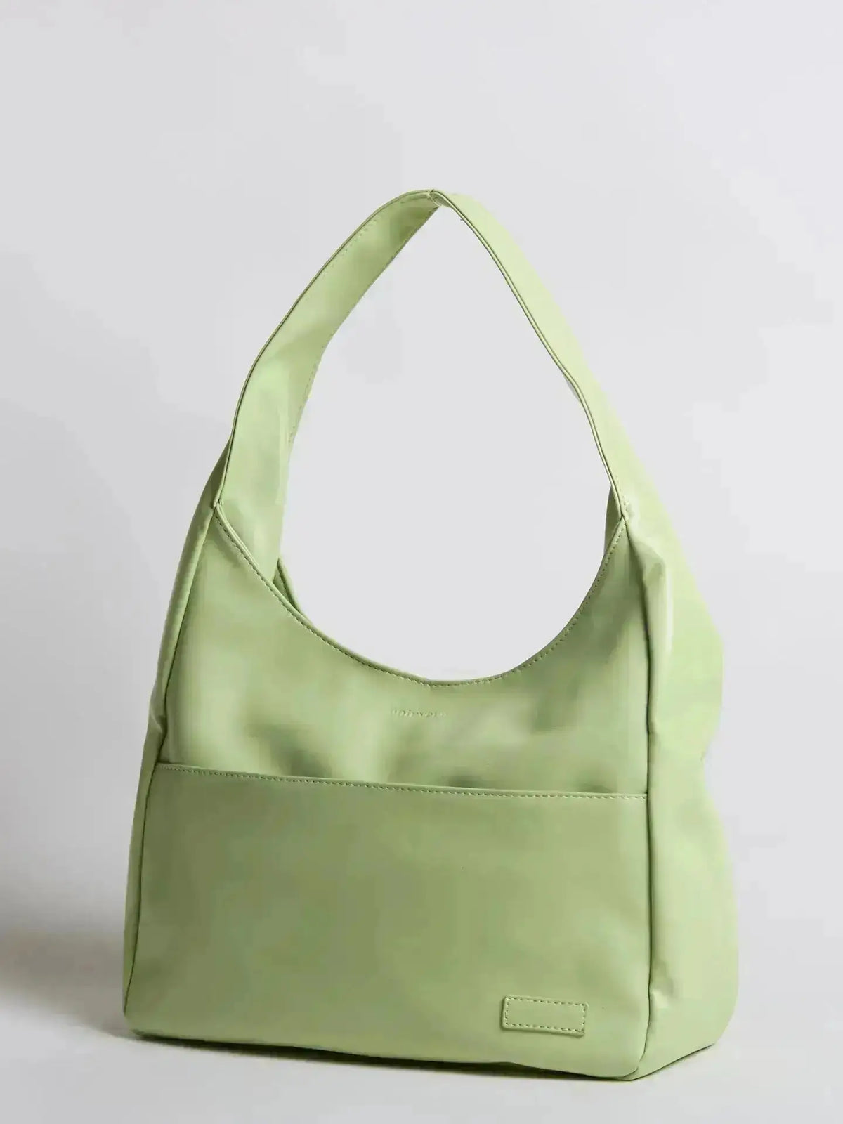 Noir Essence | Bolso Estructurado Negro Satinado