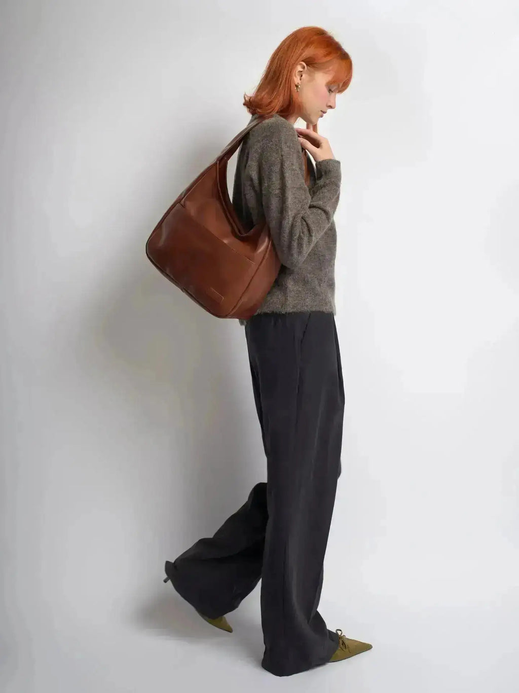 Noir Essence | Bolso Estructurado Negro Satinado