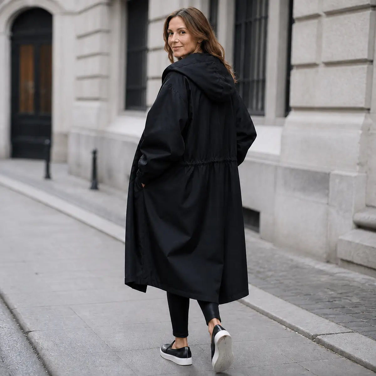 Rafaela | Gabardina Entallada con Cinturón