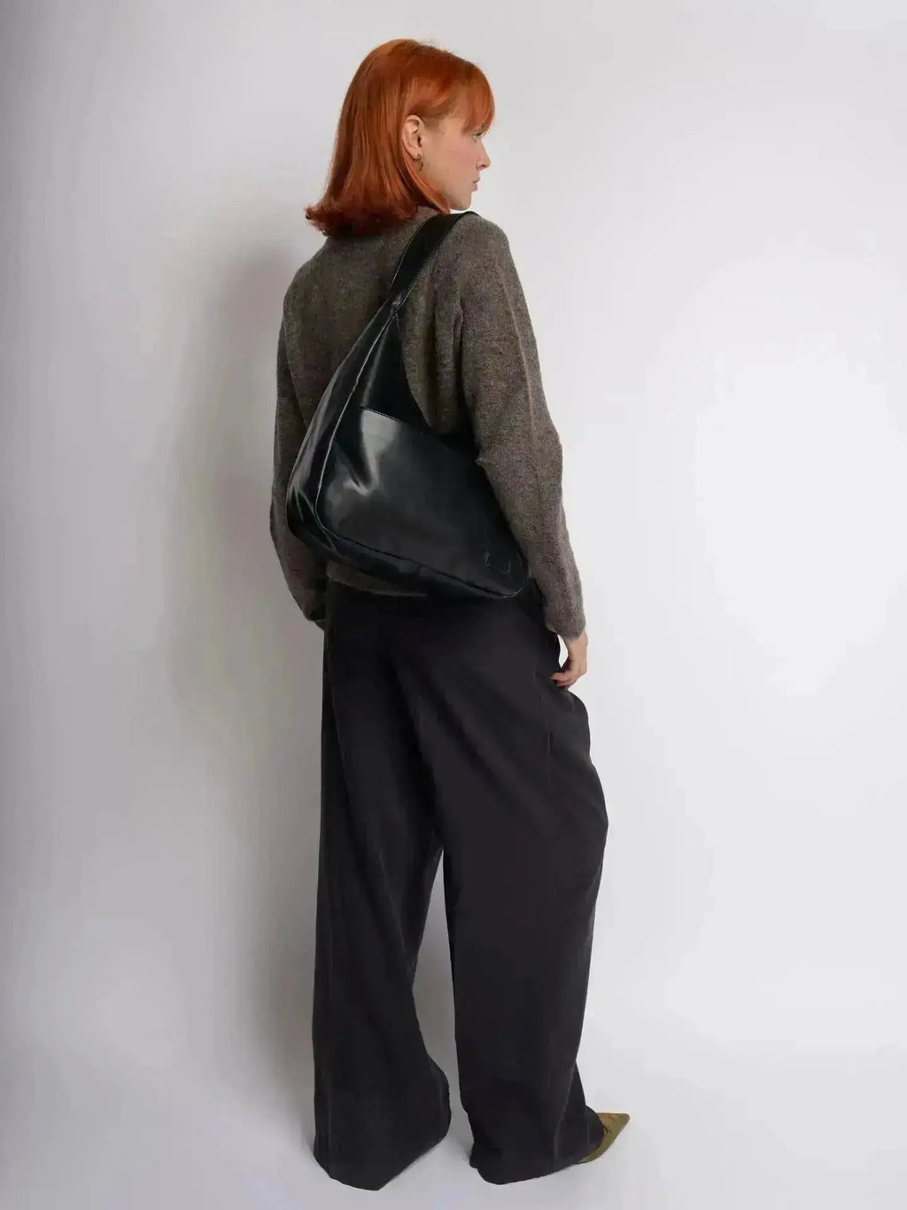 Noir Essence | Bolso Estructurado Negro Satinado