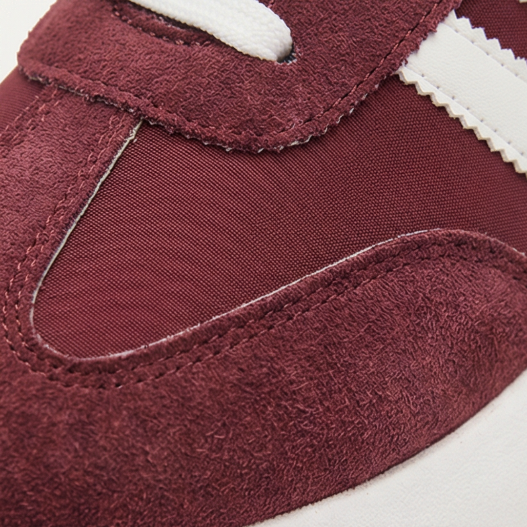 Julia | Zapatilla Retro de Ante Sintético