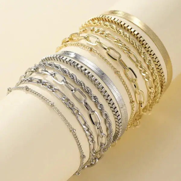 Set de 5 pulseras doradas — Emilia