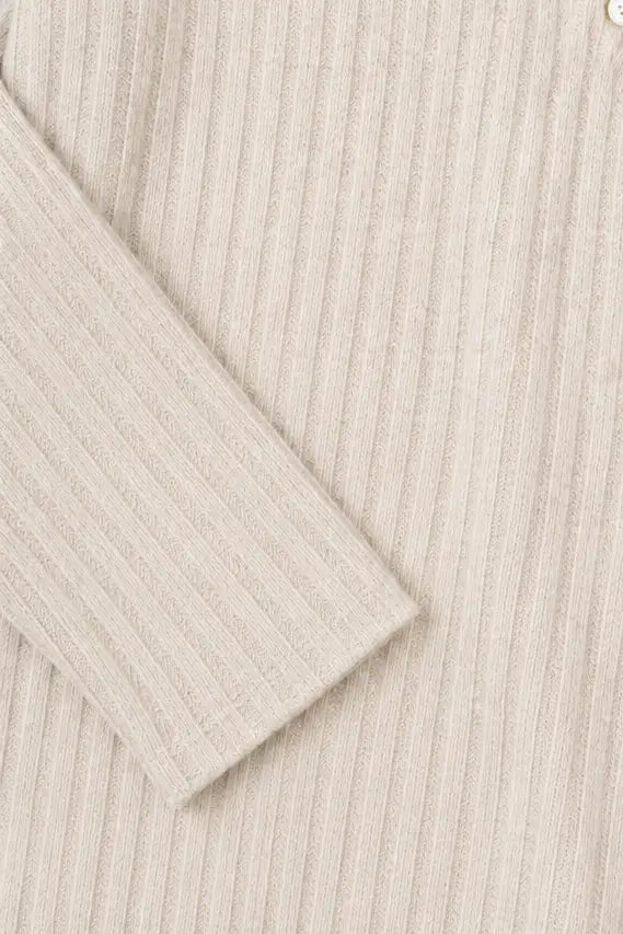 Carolina | Jersey de Canalé con Cuello en Pico y Botones