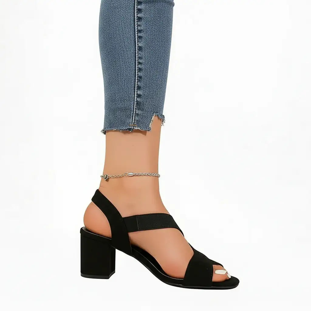 María | Tacones elegantes y cómodos