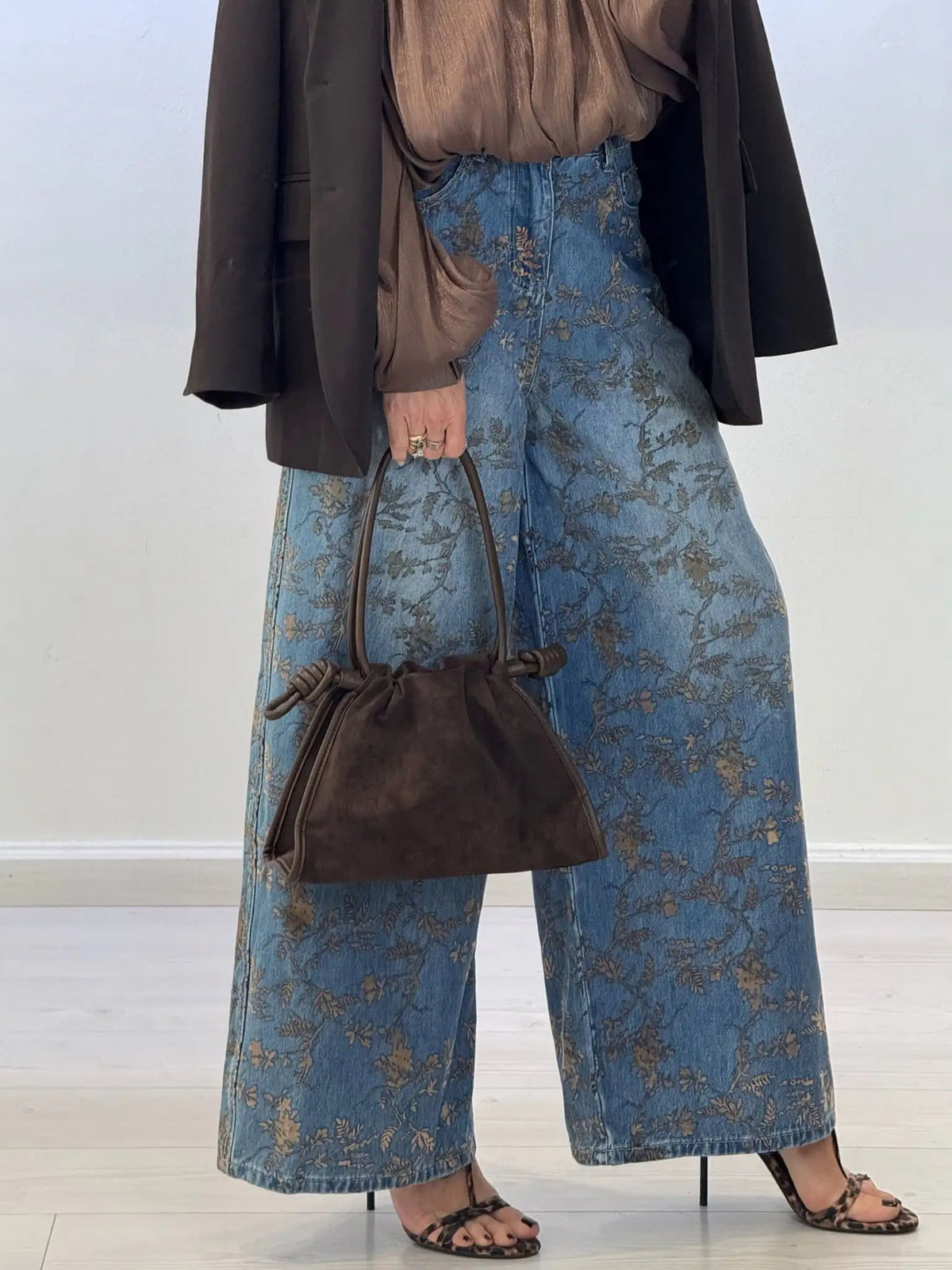 Emily | Vaqueros Wide Leg con Estampado Floral