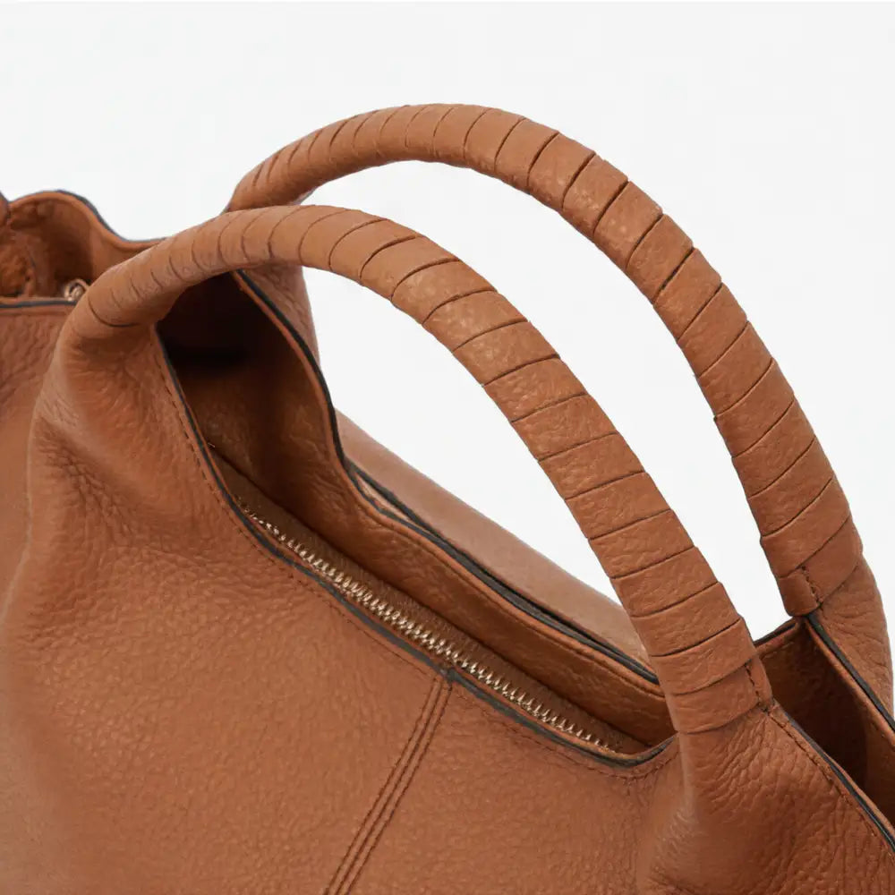 Carrina | Bolso Hobo de Cuero Suave de Diario