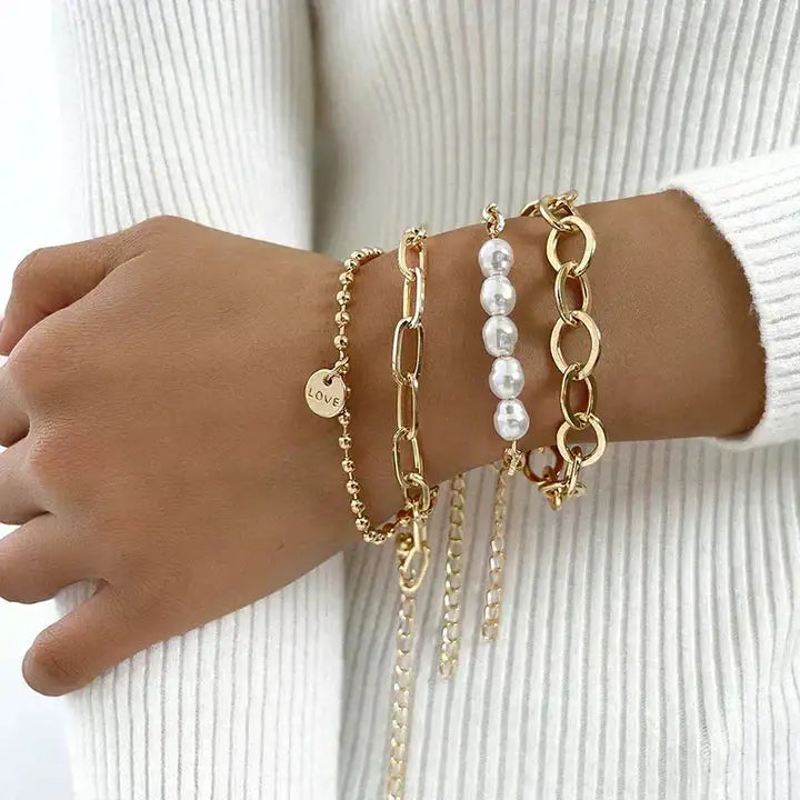 Set de pulseras doradas de perlas — Consuelo