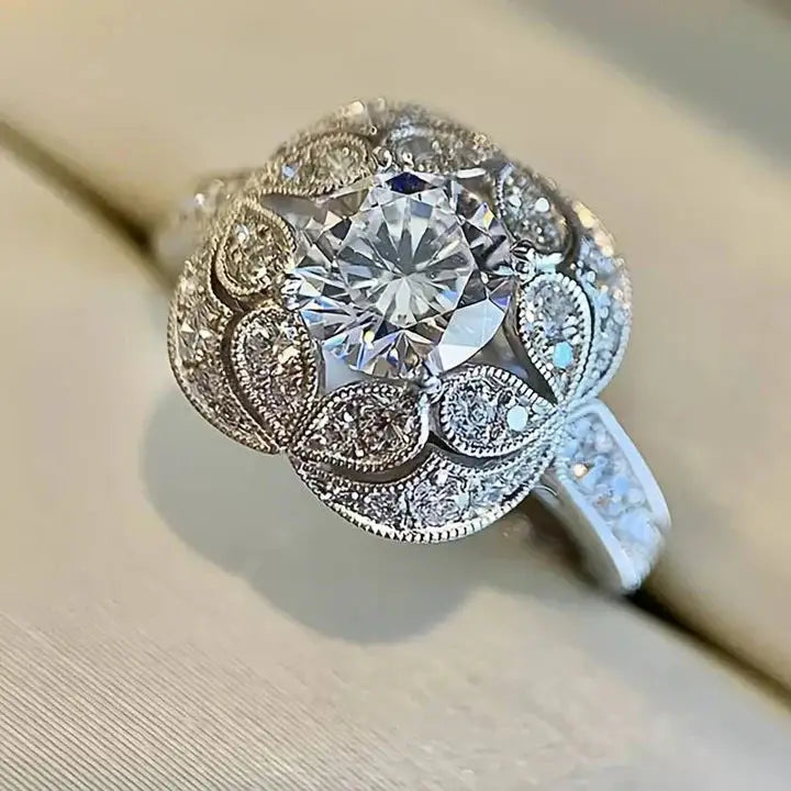 Tricot Shine™ | Anillo Vintage Elegante