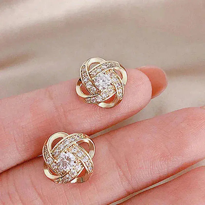 Lourdes | Pendientes Dorados de Espiral con Cristales