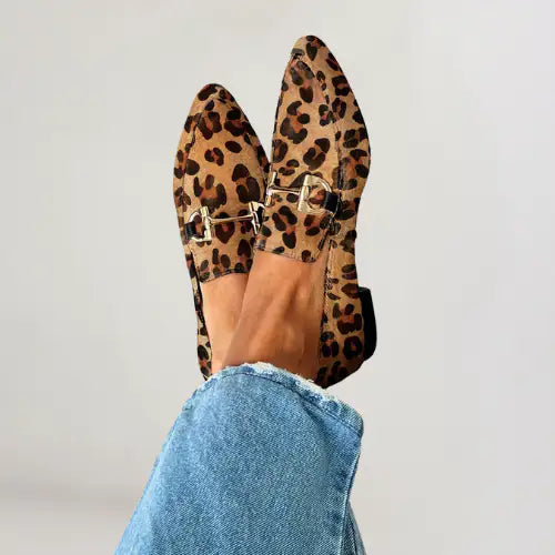Juul | Mocasines sofisticados con estampado y detalles sutiles