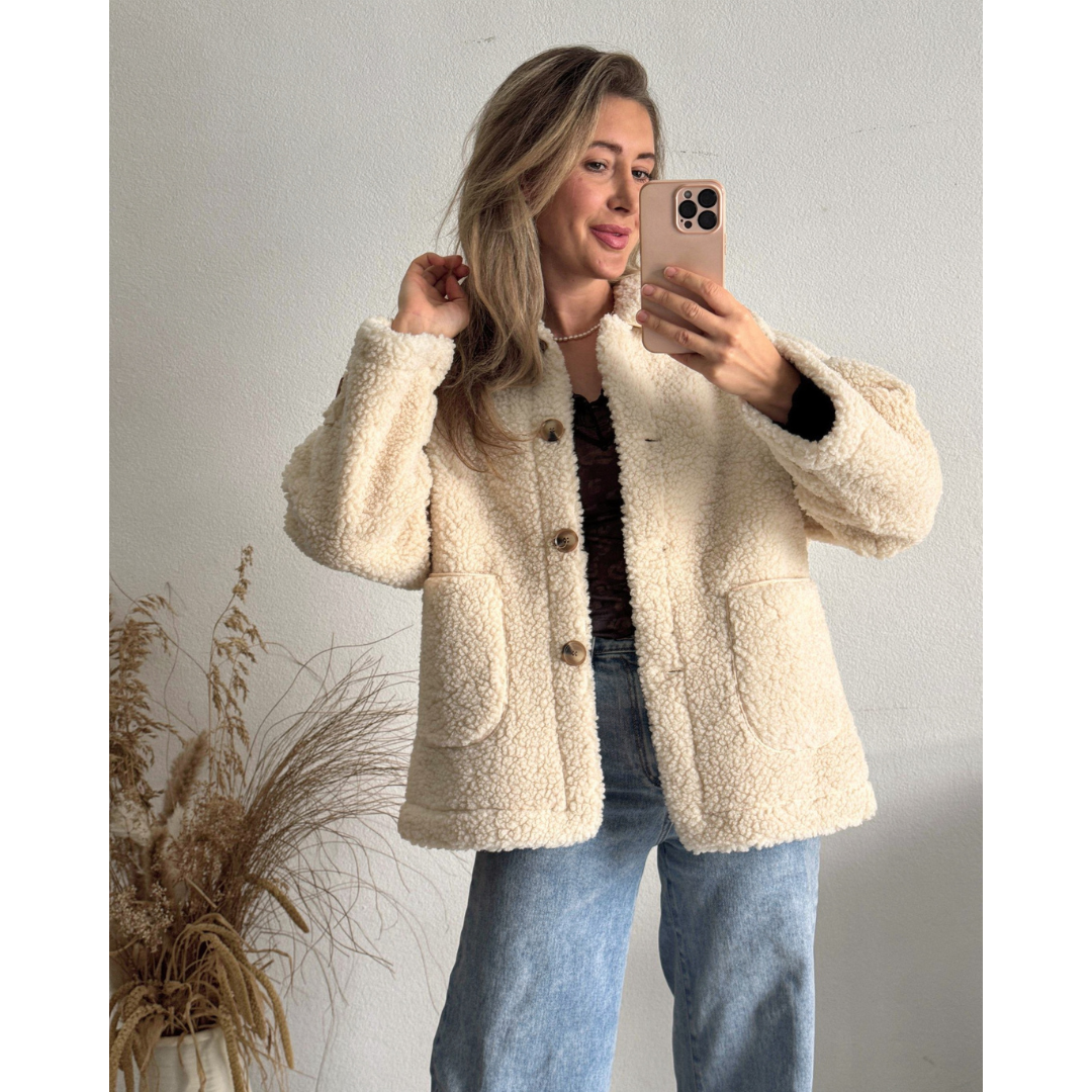 Marisa | Chaqueta Borreguito Crema con Botones