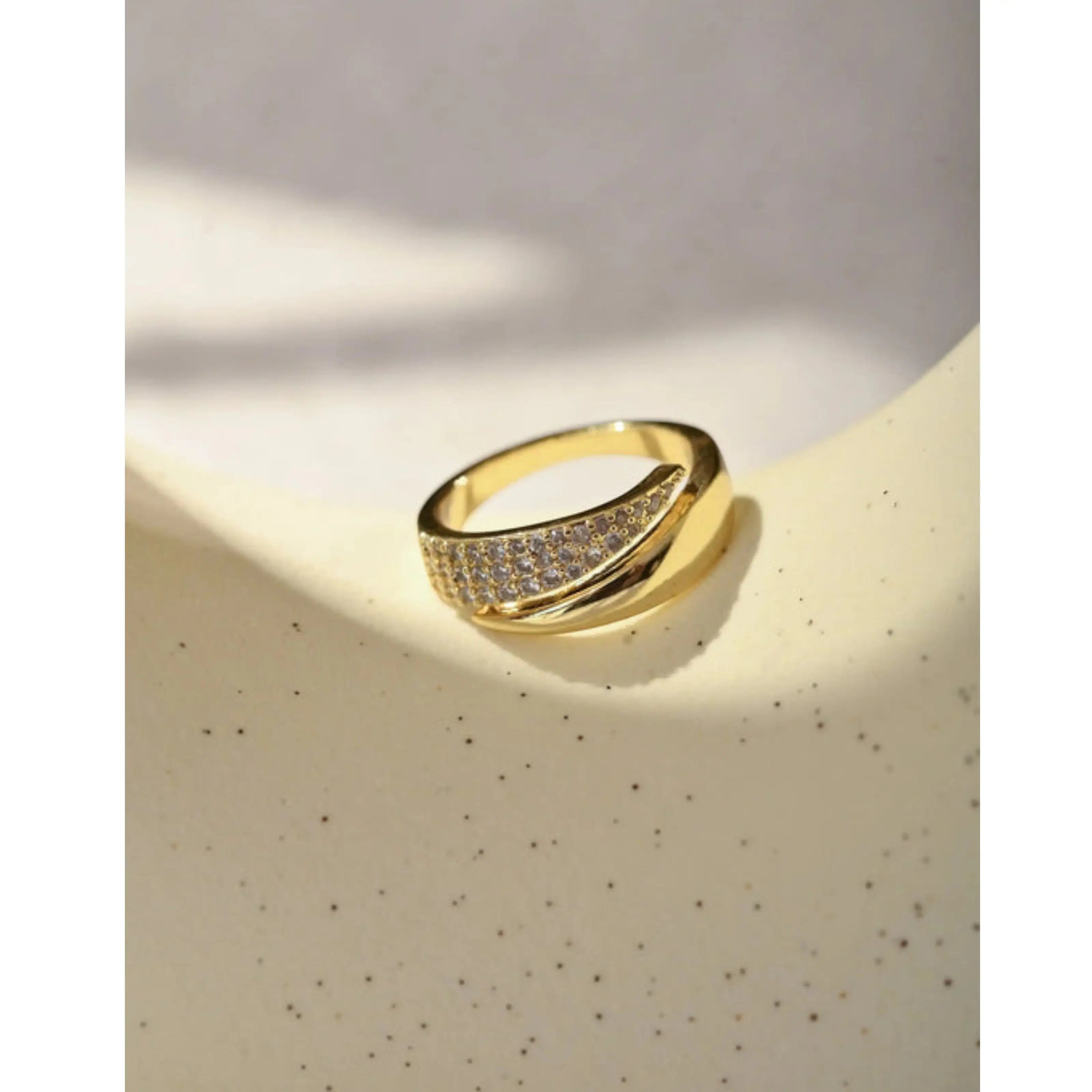 Angela™ | Anillo con Detalles Brillantes