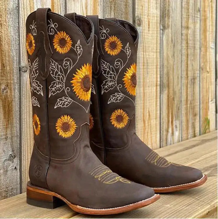 Luz | Botas Western con Bordados de Girasoles