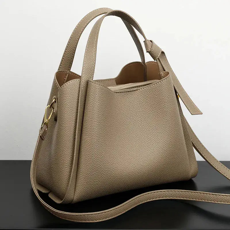 Iona | Bolso de Hombro Elegante
