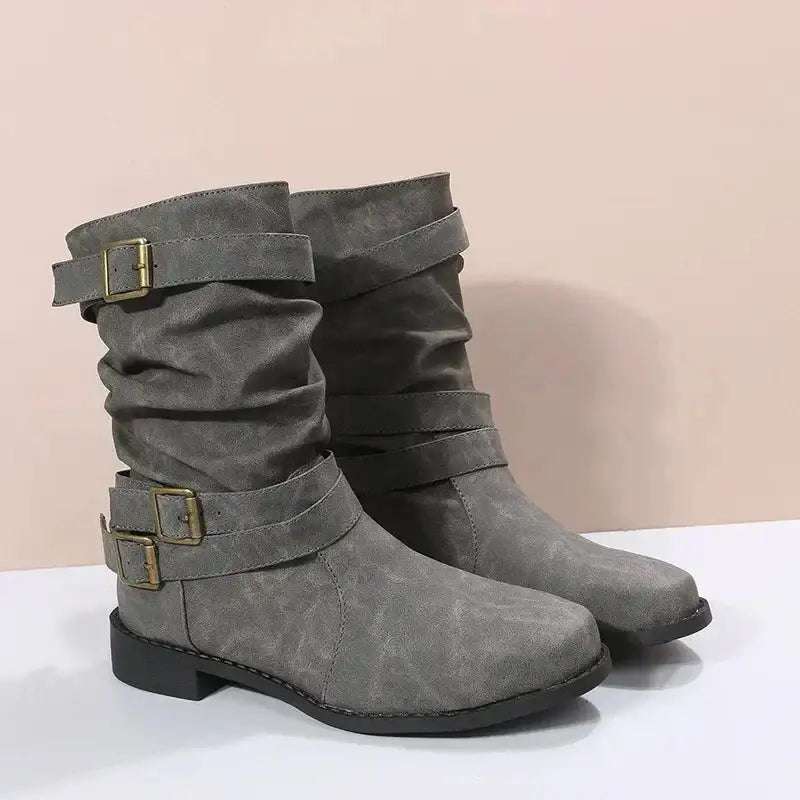 Mencía | Botas Planas Retro con Hebillas
