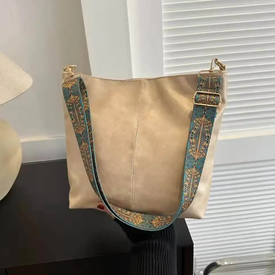 Cecilia | Bolso de Hombro con Correa Étnica Ancha