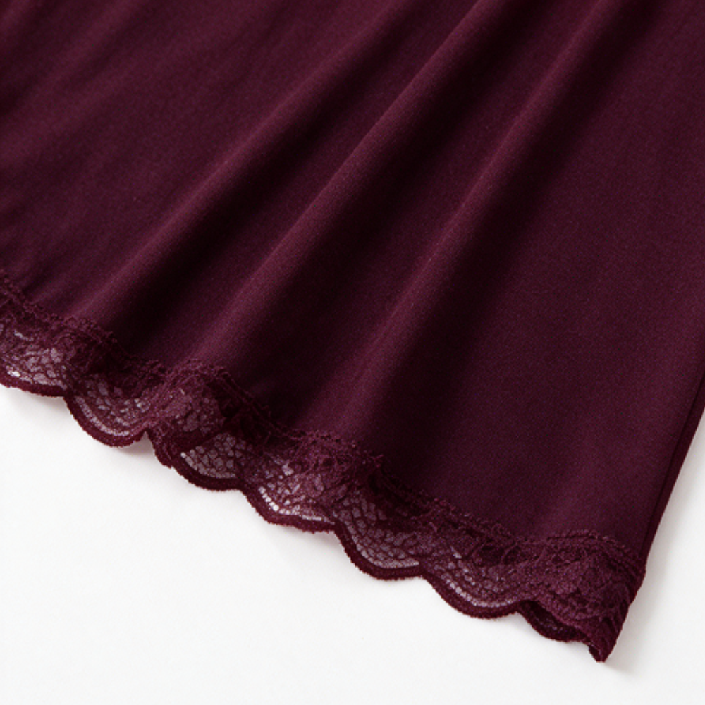 Escolástica | Camisón de Modal con Escote de Encaje
