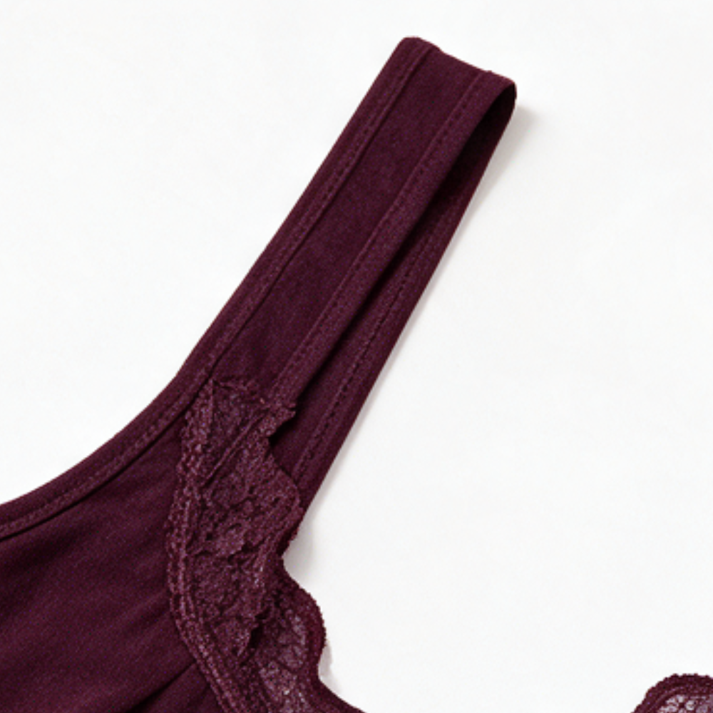 Escolástica | Camisón de Modal con Escote de Encaje
