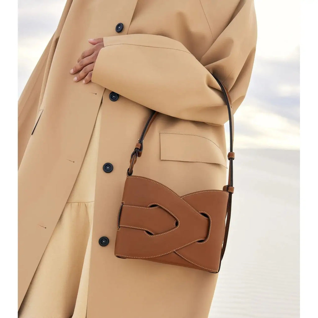 Vera | Bolso de Mano con Frontal Geométrico