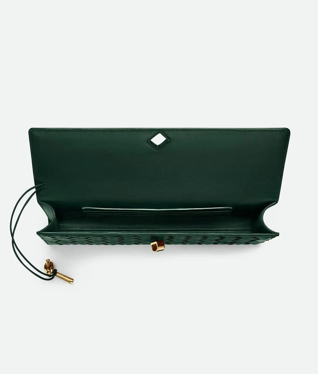 Eclipse | Clutch Alargado de Tejido Trenzado