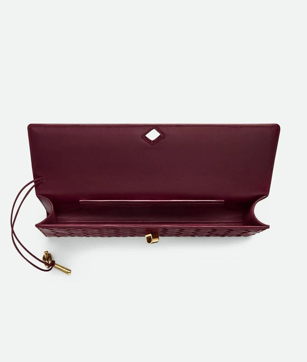 Eclipse | Clutch Alargado de Tejido Trenzado